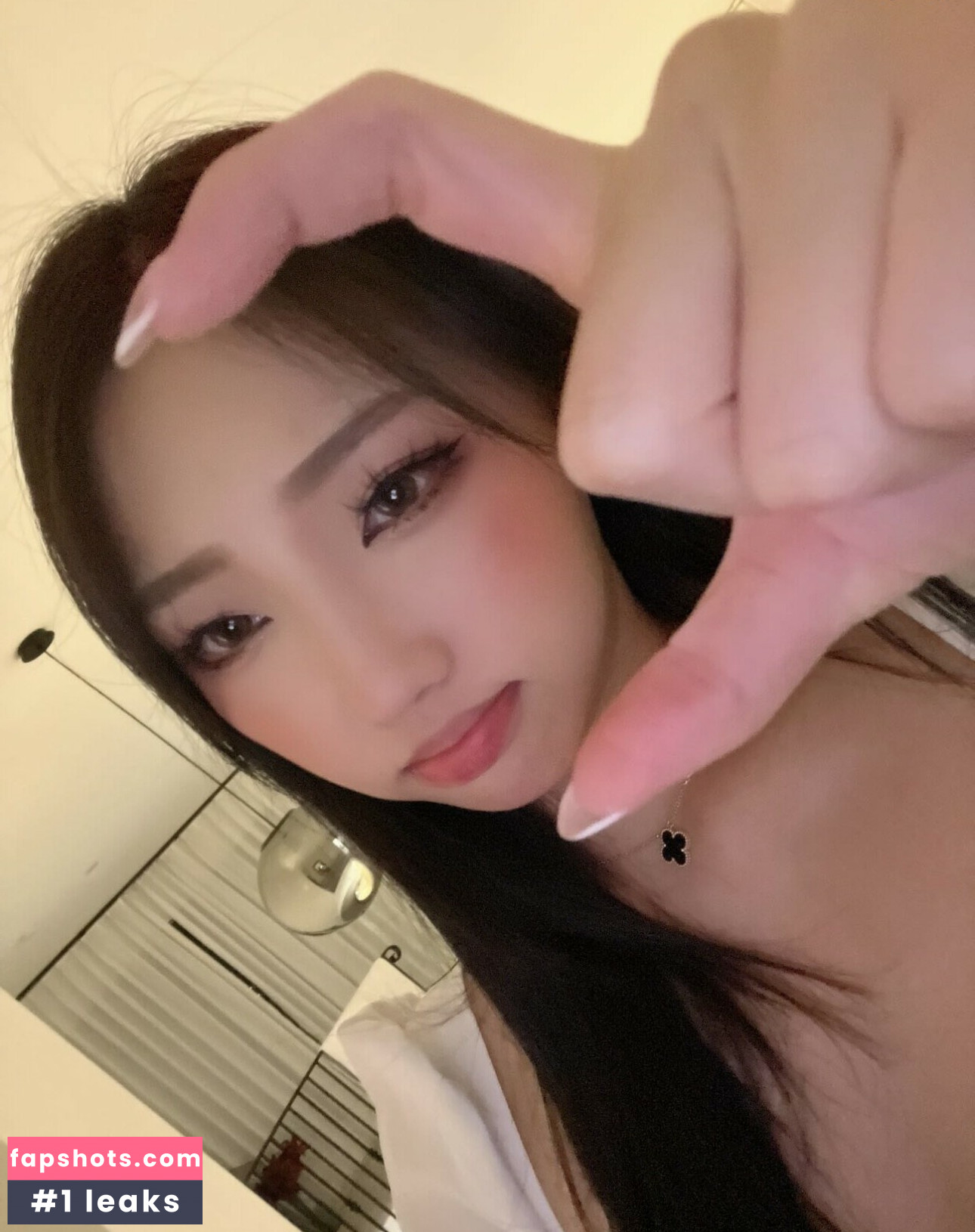 Sharon.zxt gallery photo #5