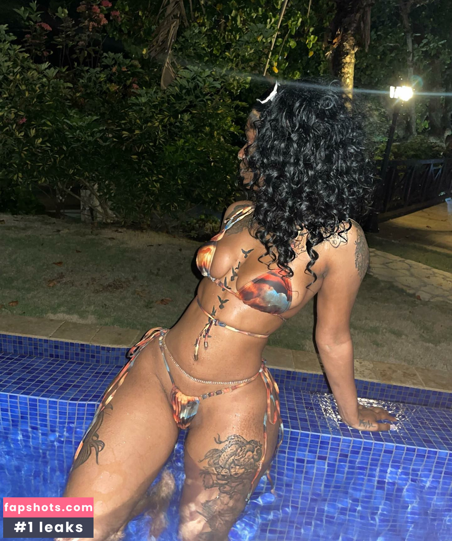 Sharondaduhdon gallery photo #6