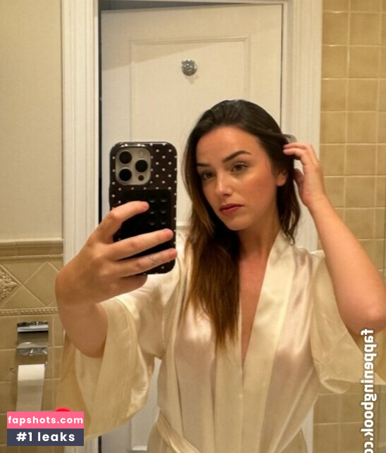 Shauna Dewit gallery photo #18