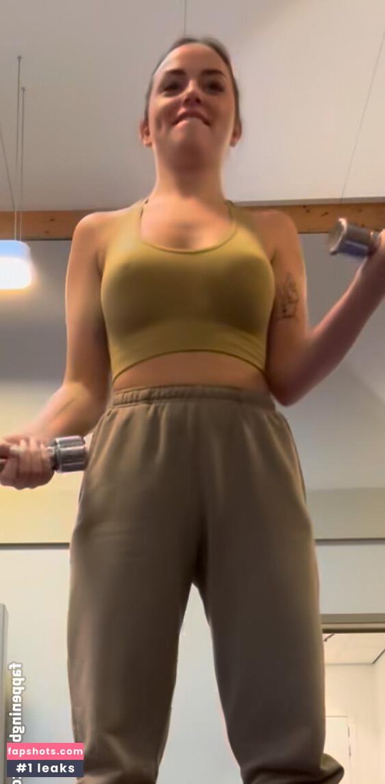 Shauna Dewit gallery photo #26