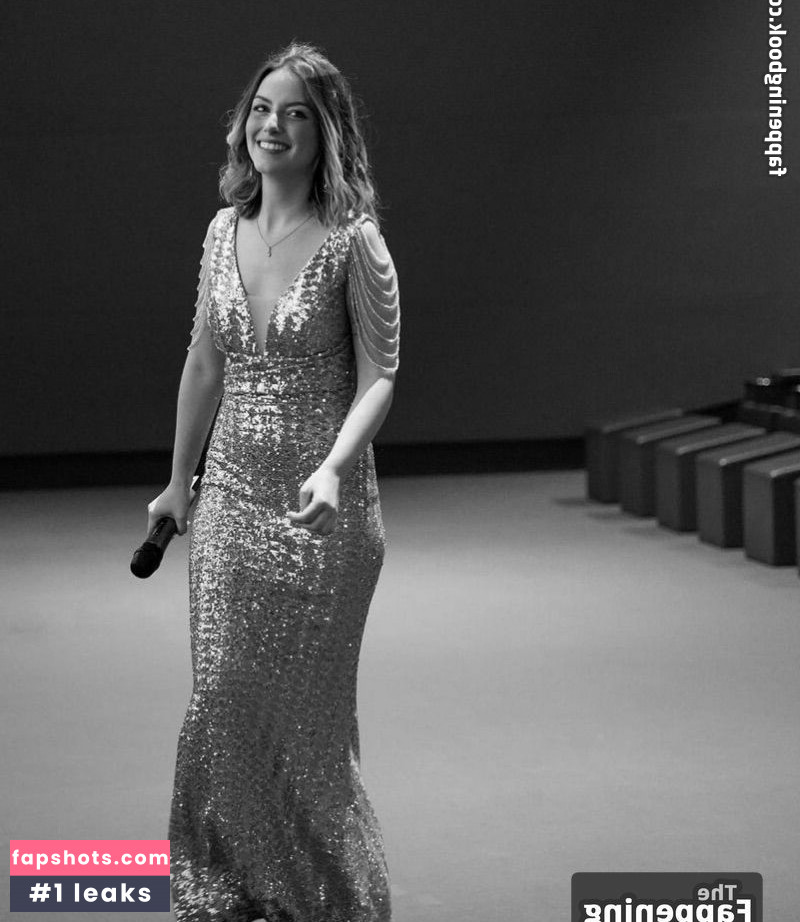 Shauna Dewit gallery photo #50