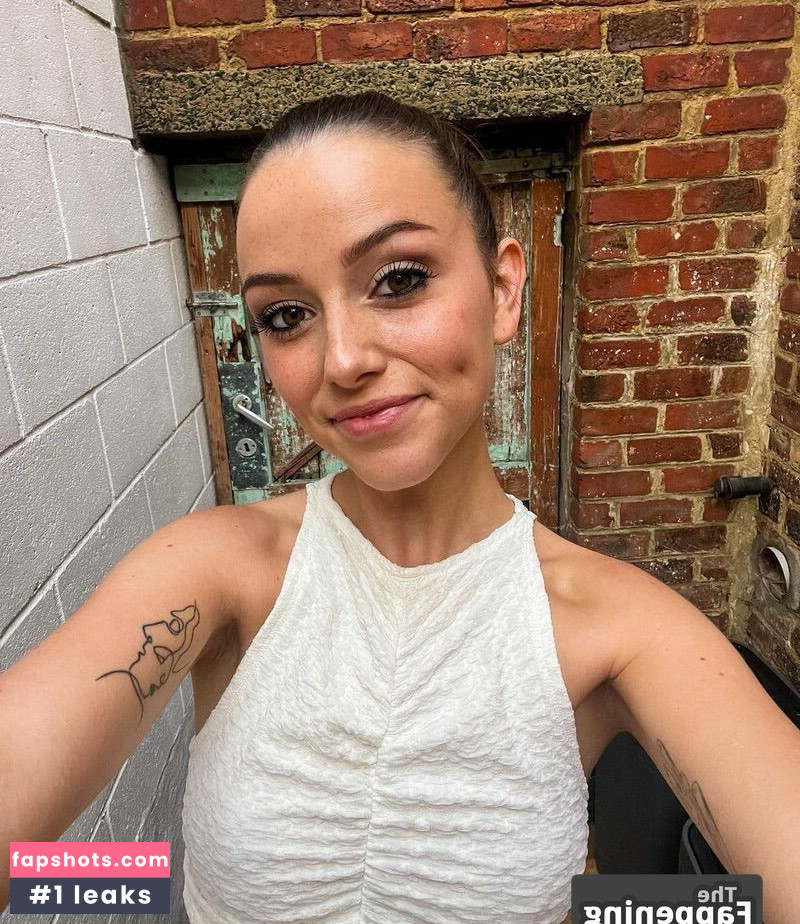 Shauna Dewit gallery photo #53