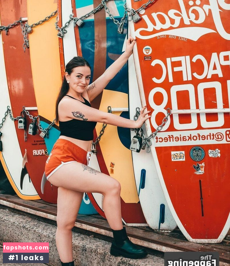 Shauna Dewit gallery photo #60