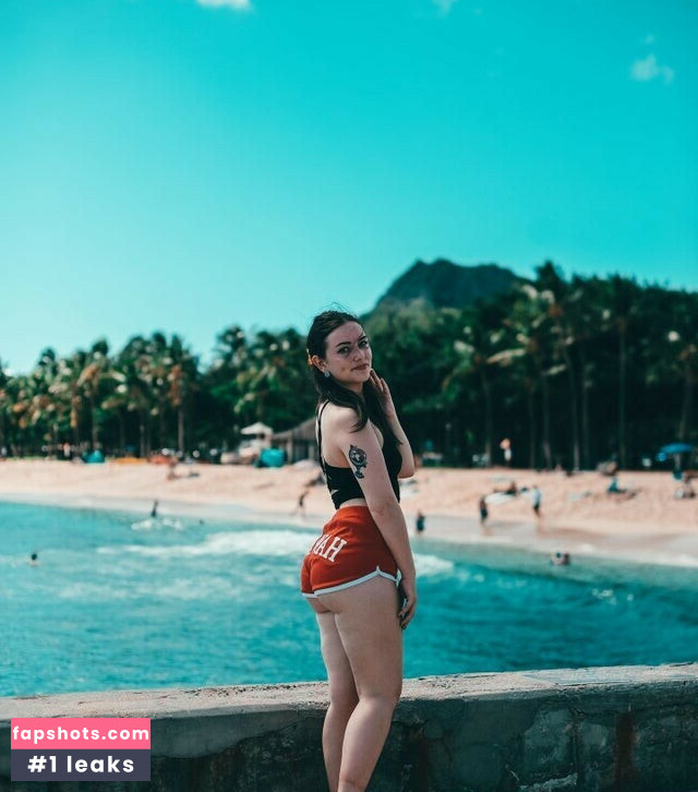 Shauna Dewit gallery photo #98