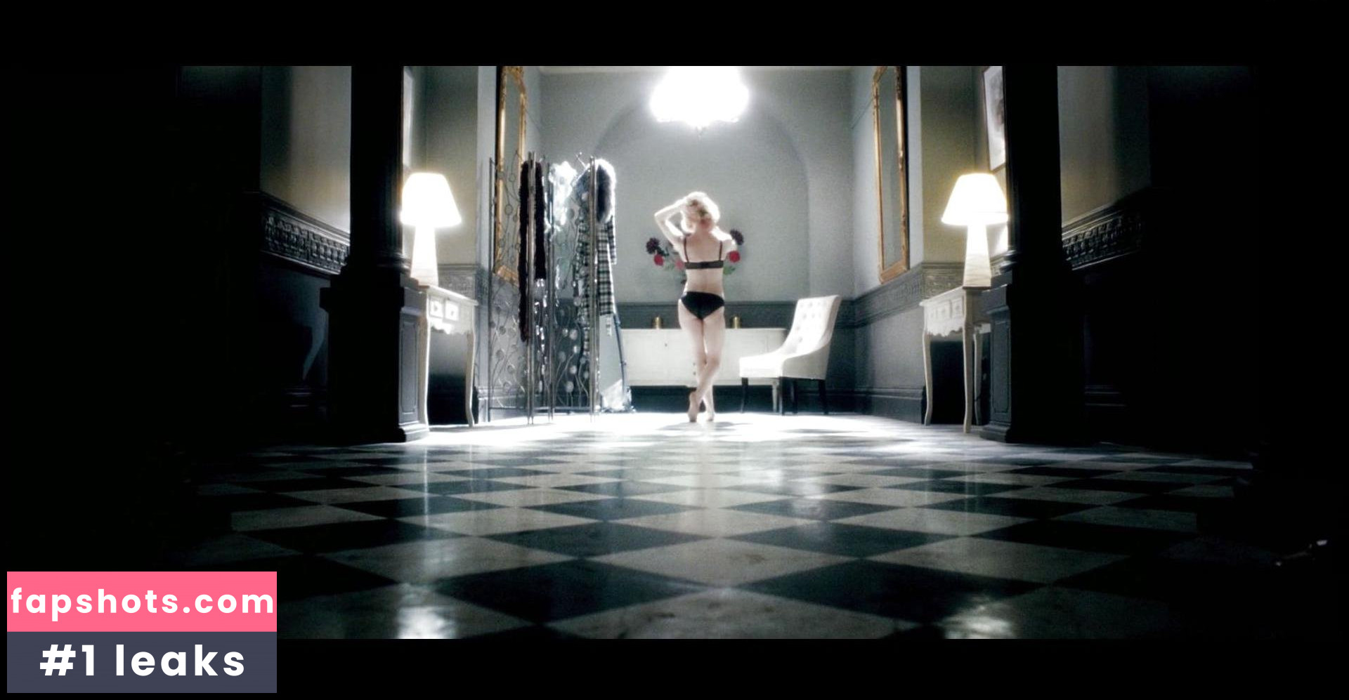 Shauna MacDonald gallery photo #6