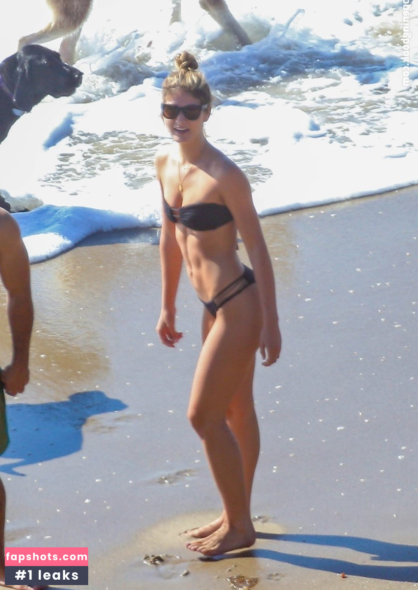 Shauna Sexton gallery photo #113