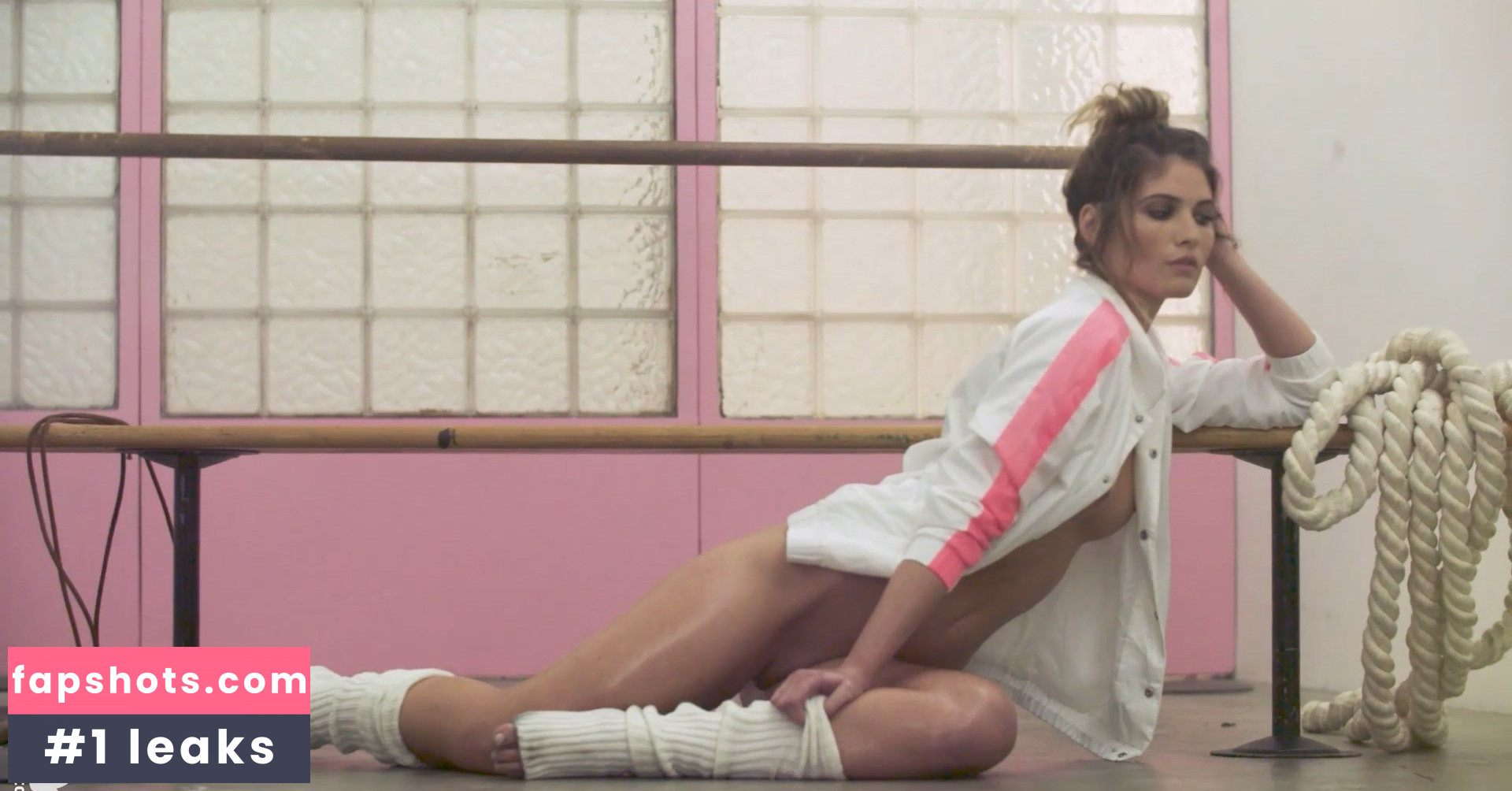 Shauna Sexton gallery photo #154