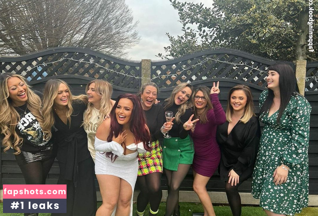 Shauni Rixon gallery photo #7