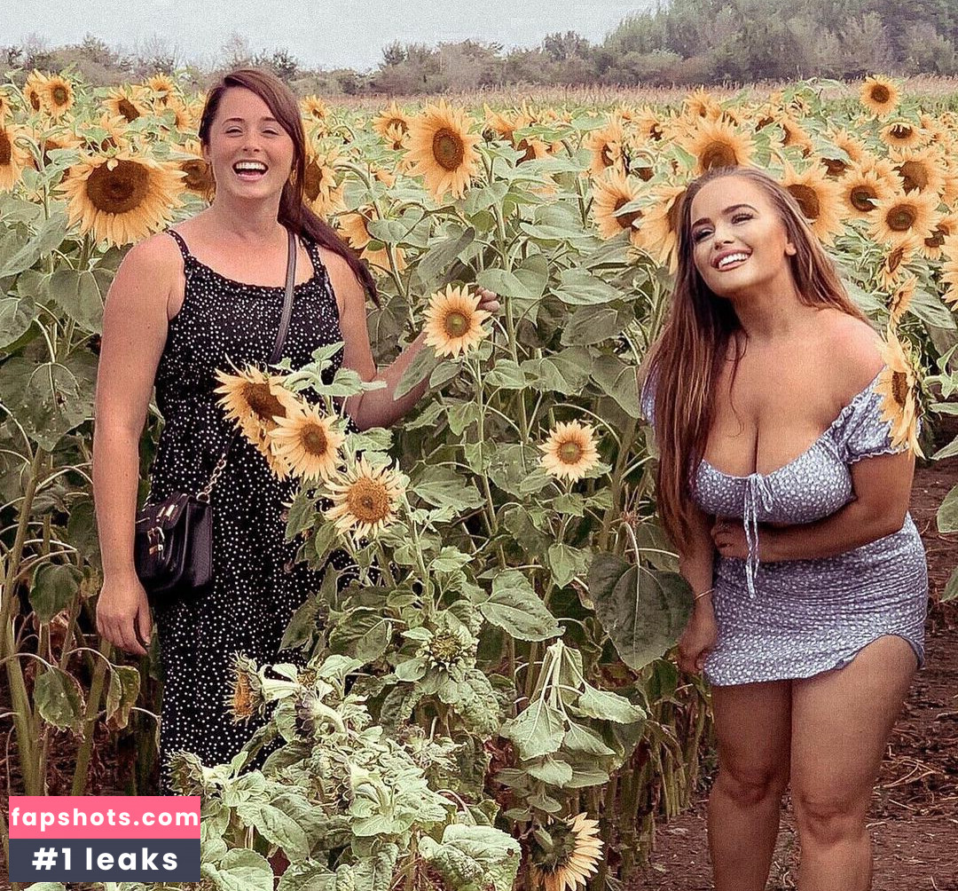 Shauni Rixon gallery photo #9