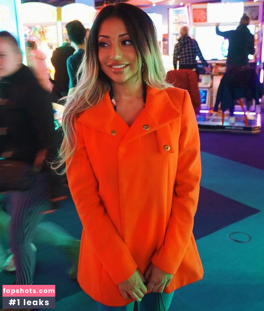 Shaweena gallery photo #17