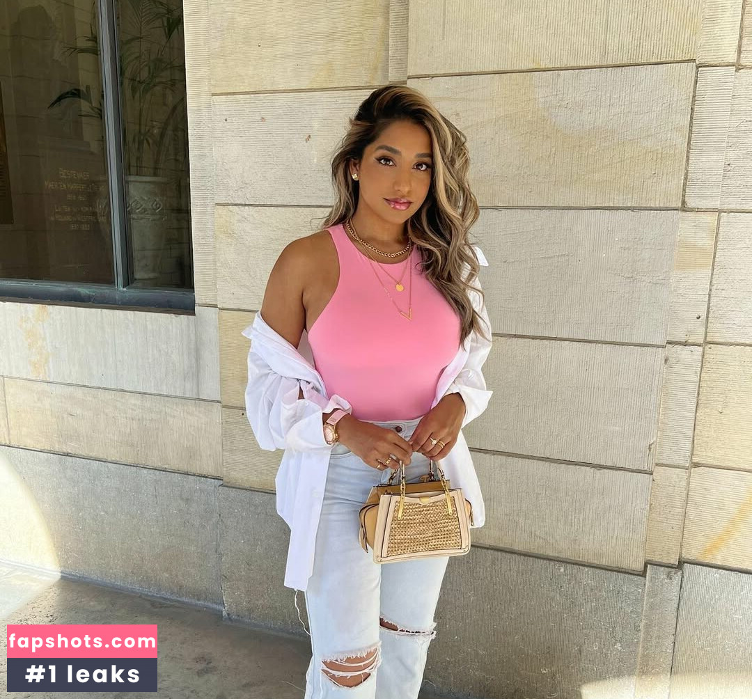 Shaweena gallery photo #28