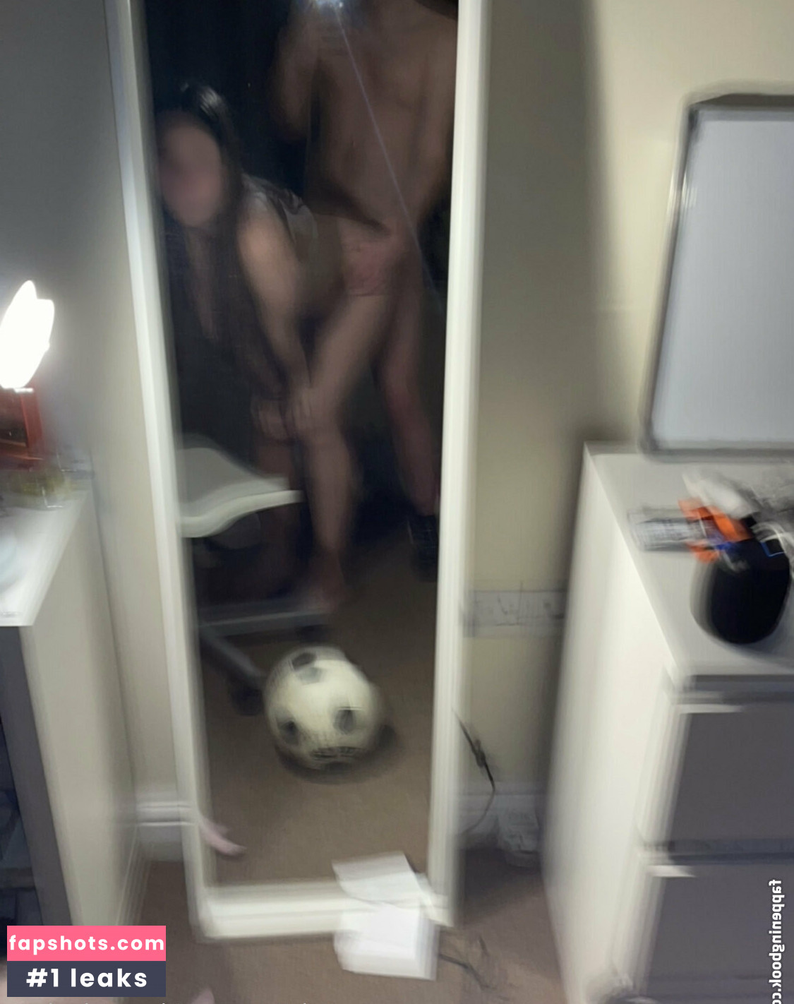 shawn.charlotte gallery photo #6