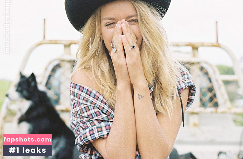 Shay Maclean gallery photo #4