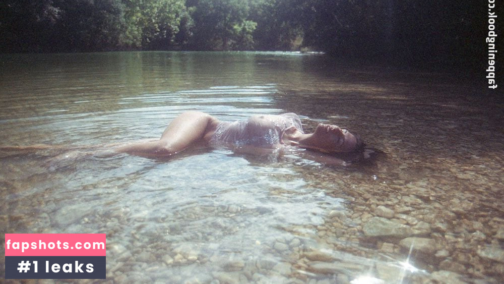 Shay Maria gallery photo #54