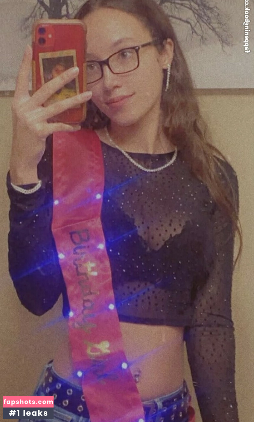 Shay_michelle18 nude babe gallery