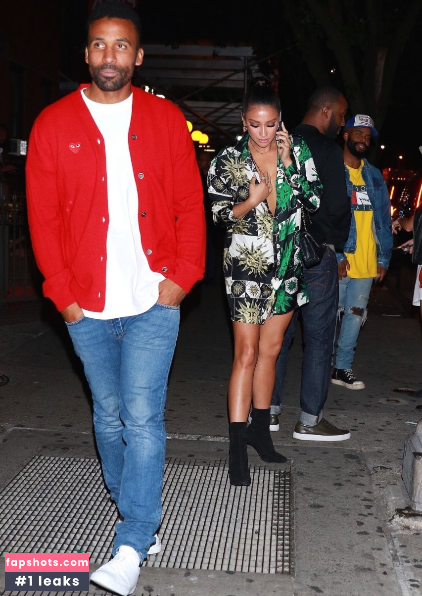 Shay Mitchell gallery photo #297