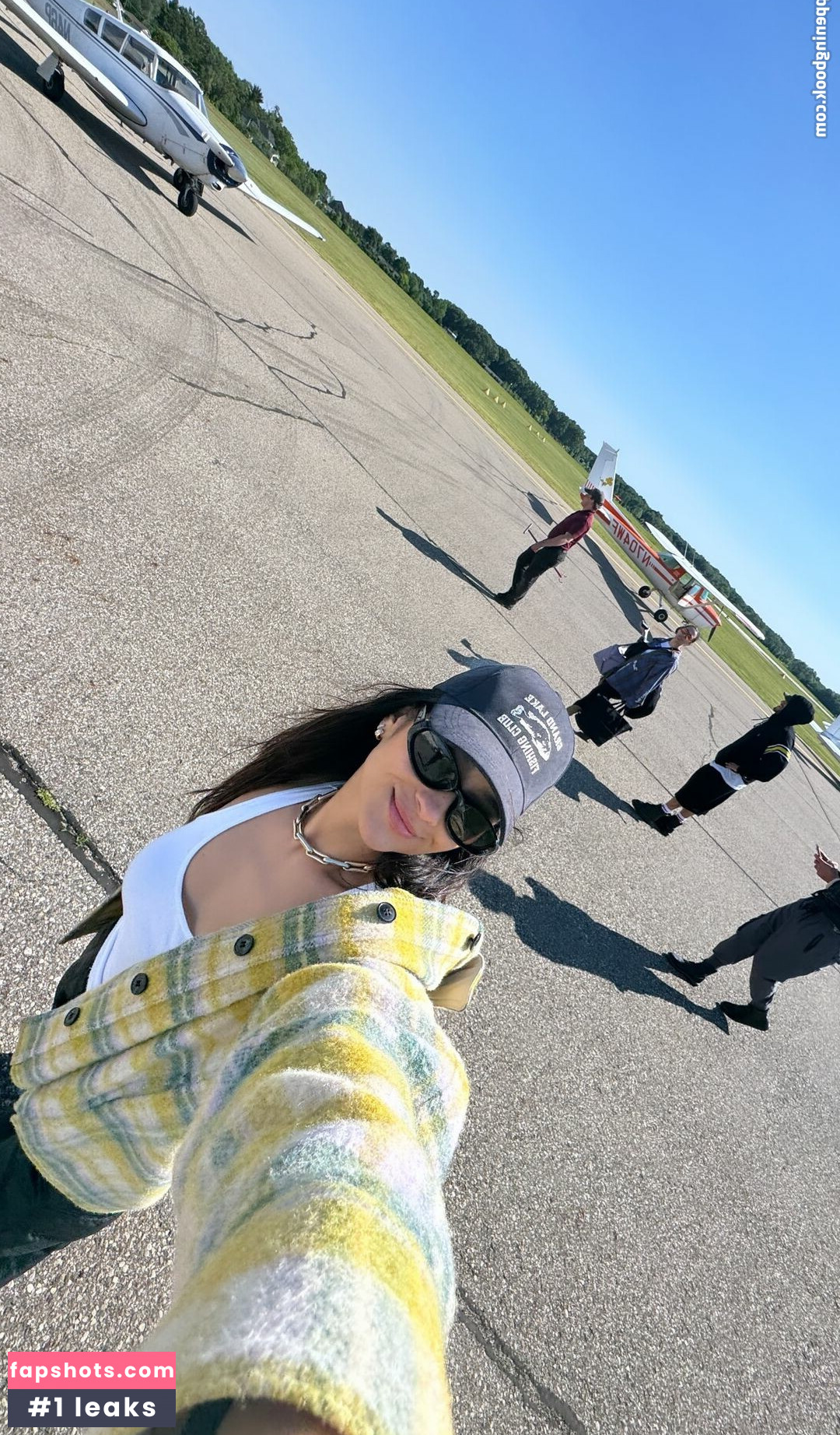 Shay Mitchell gallery photo #98