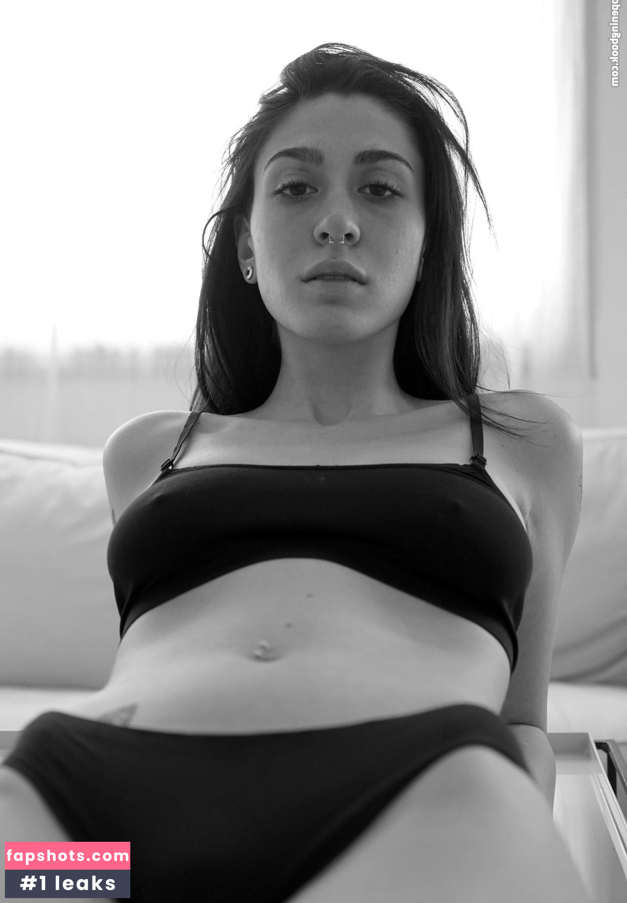 Shay Ray gallery photo #2