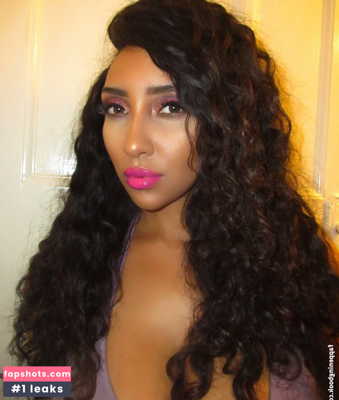 ShayLiving gallery photo #2