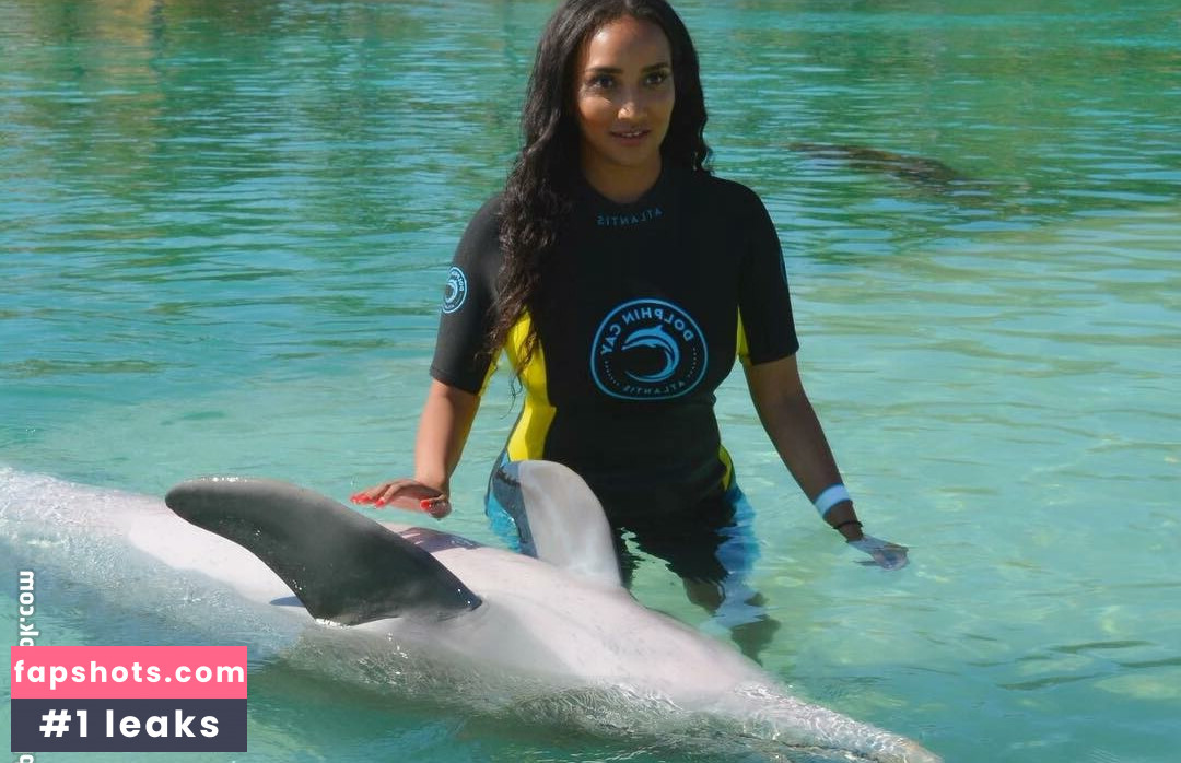 ShayLiving gallery photo #11