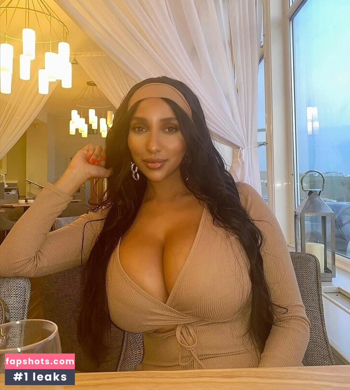 ShayLiving gallery photo #15