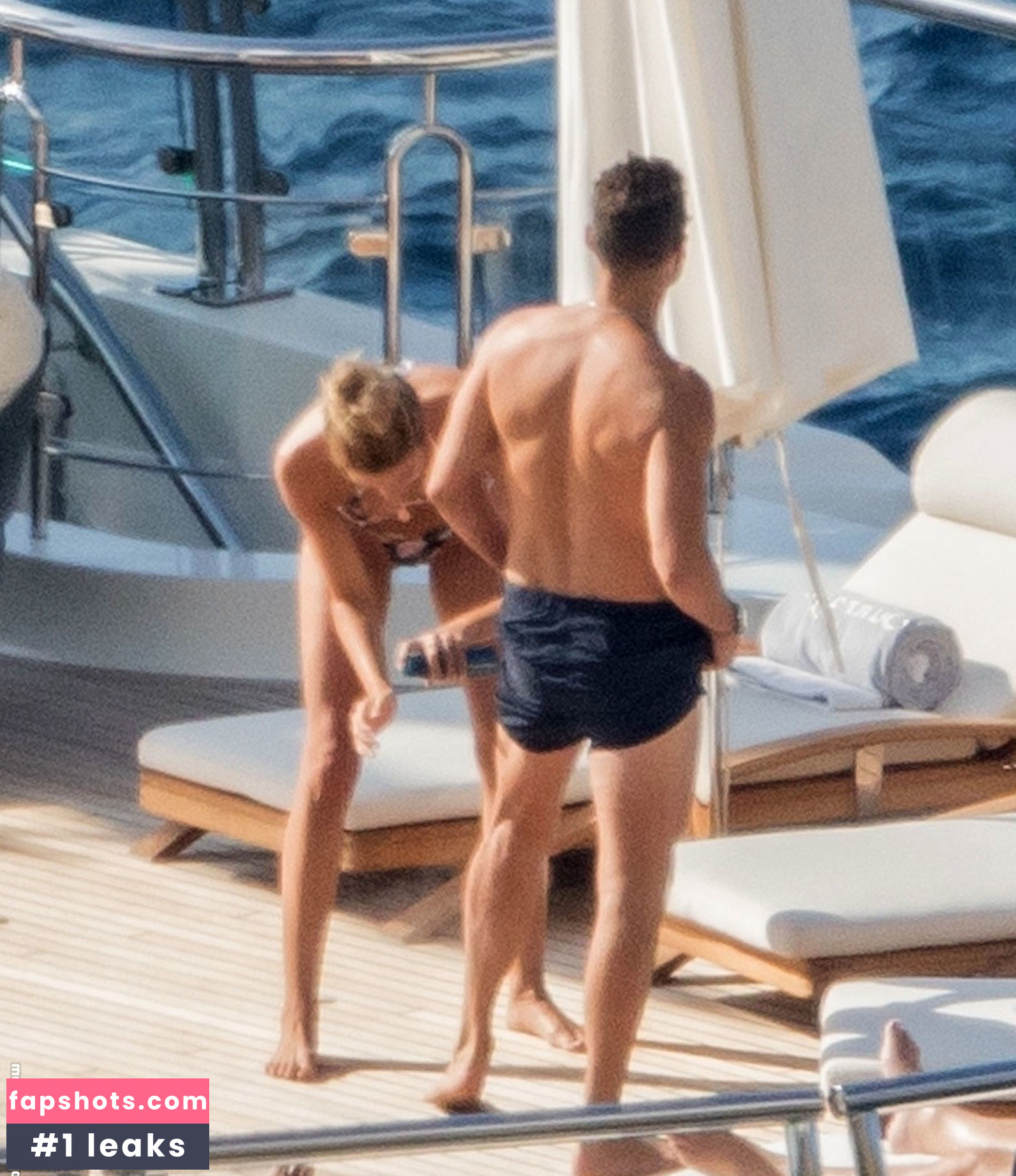 Shayna Terese Taylor gallery photo #115