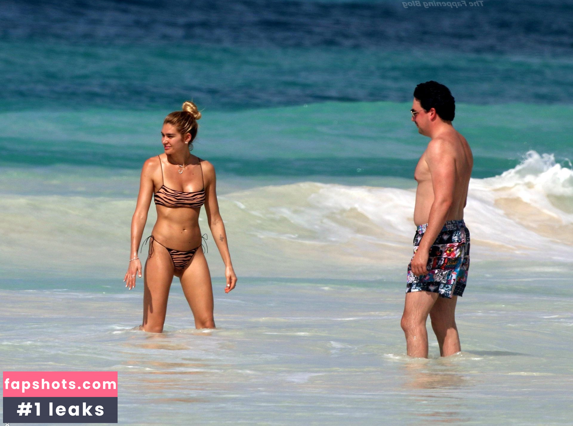 Shayna Terese Taylor gallery photo #42