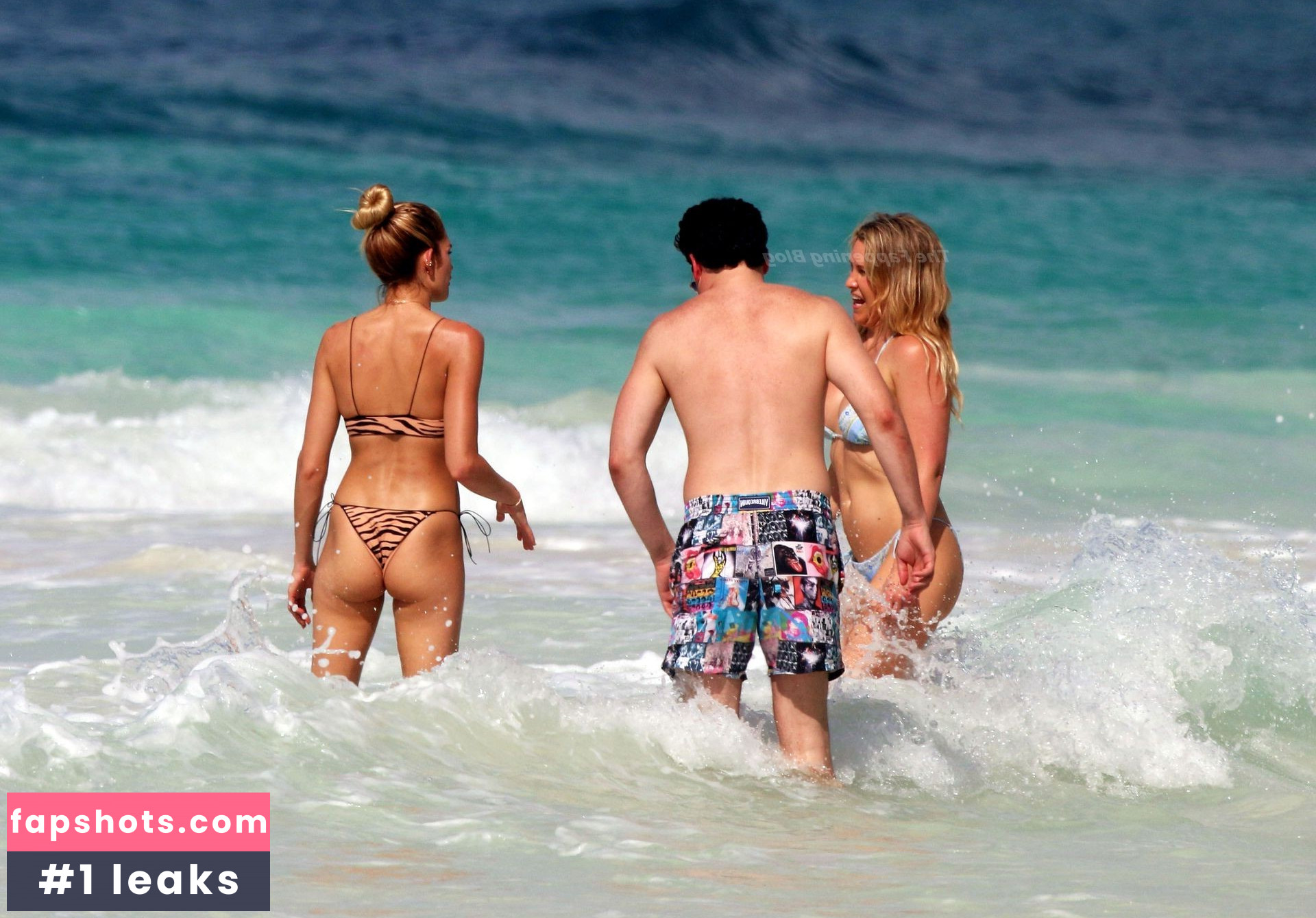 Shayna Terese Taylor gallery photo #44