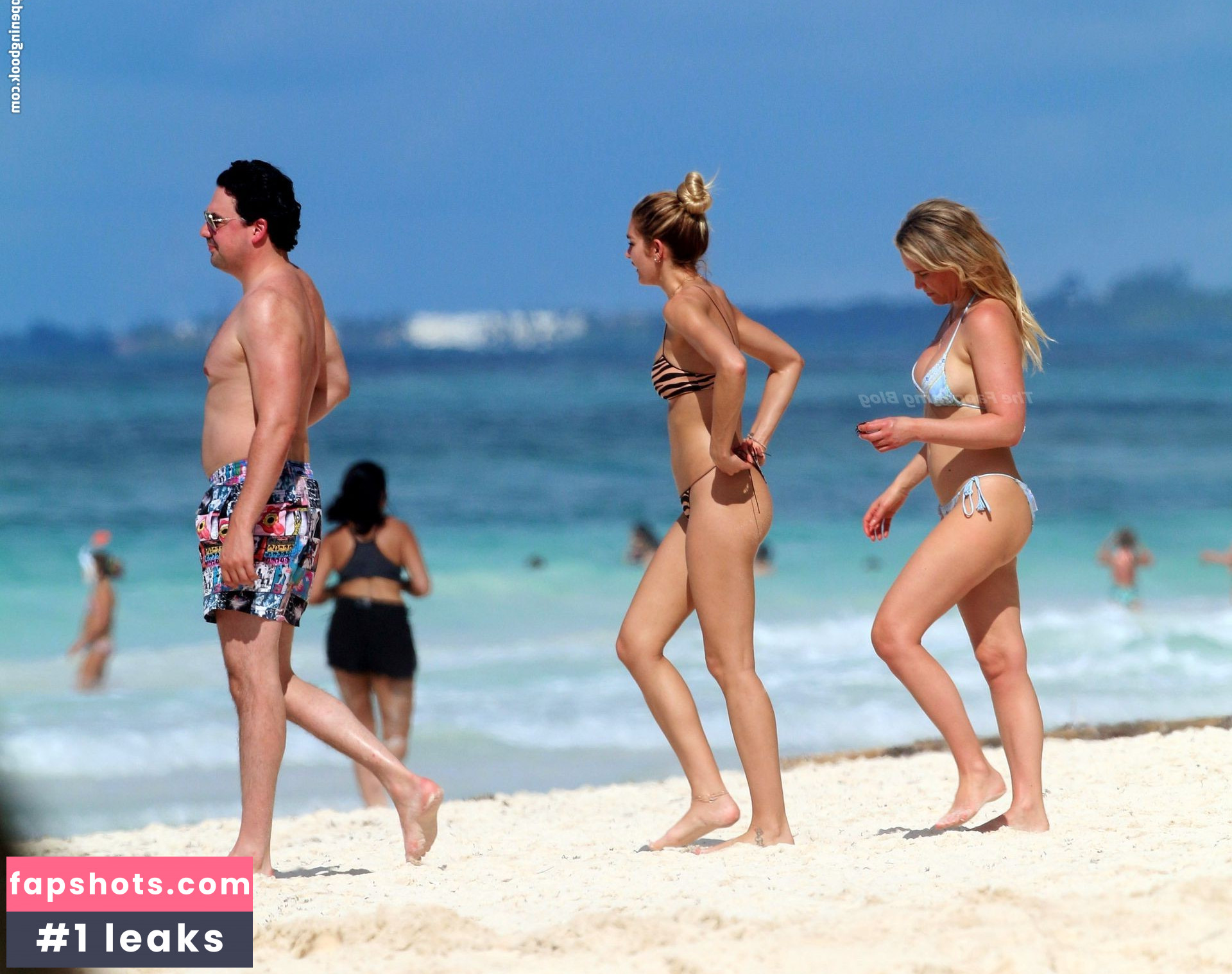 Shayna Terese Taylor gallery photo #56