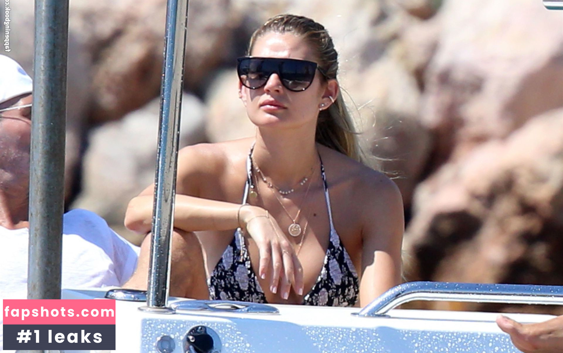 Shayna Terese Taylor gallery photo #97