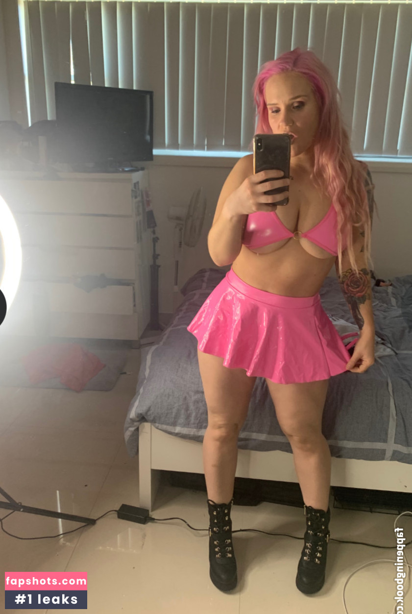 Shazza McKenzie gallery photo #157