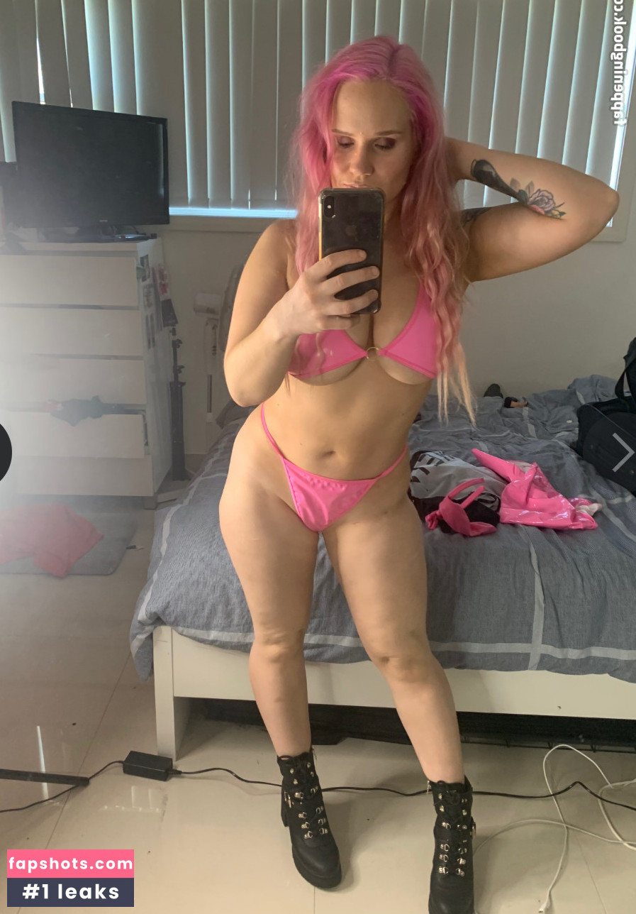 Shazza McKenzie gallery photo #158