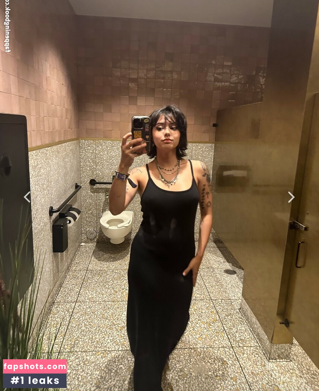 Shea Briar gallery photo #16