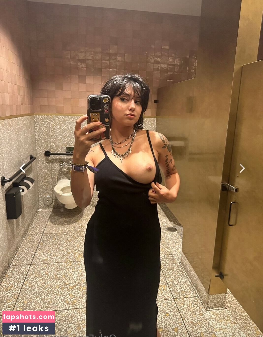 Shea Briar gallery photo #18