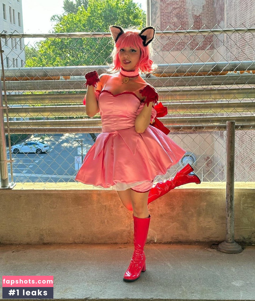 Shea Briar gallery photo #53