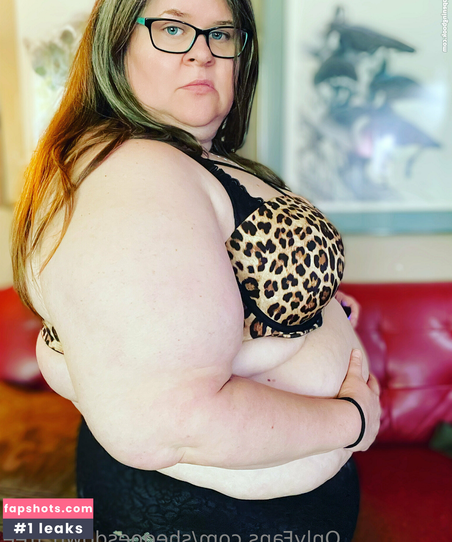 shegoesdown_free gallery photo #11