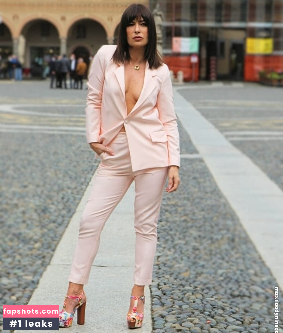 Sheila Capriolo gallery photo #117