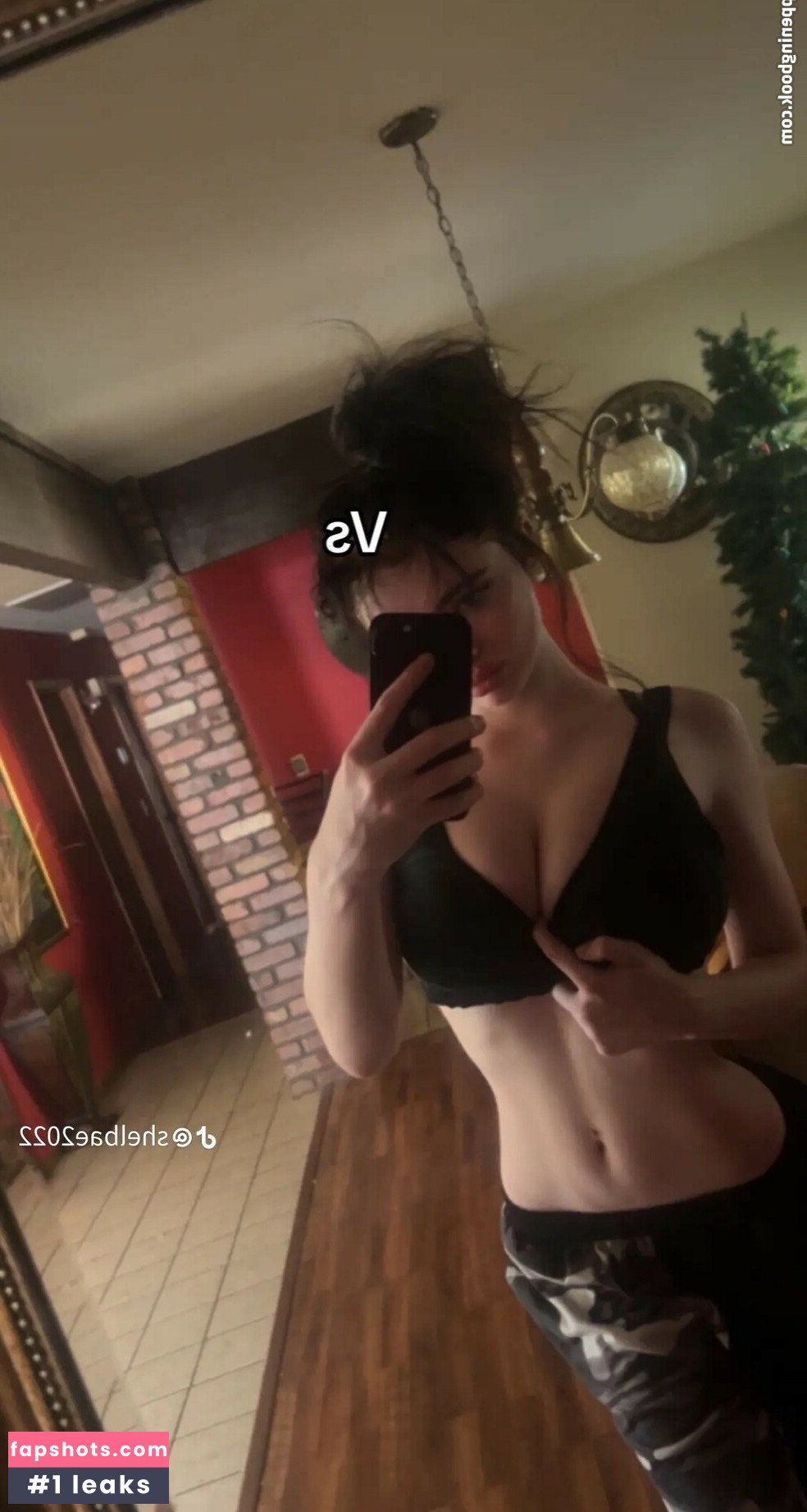 Shelbae2022 nude babe gallery