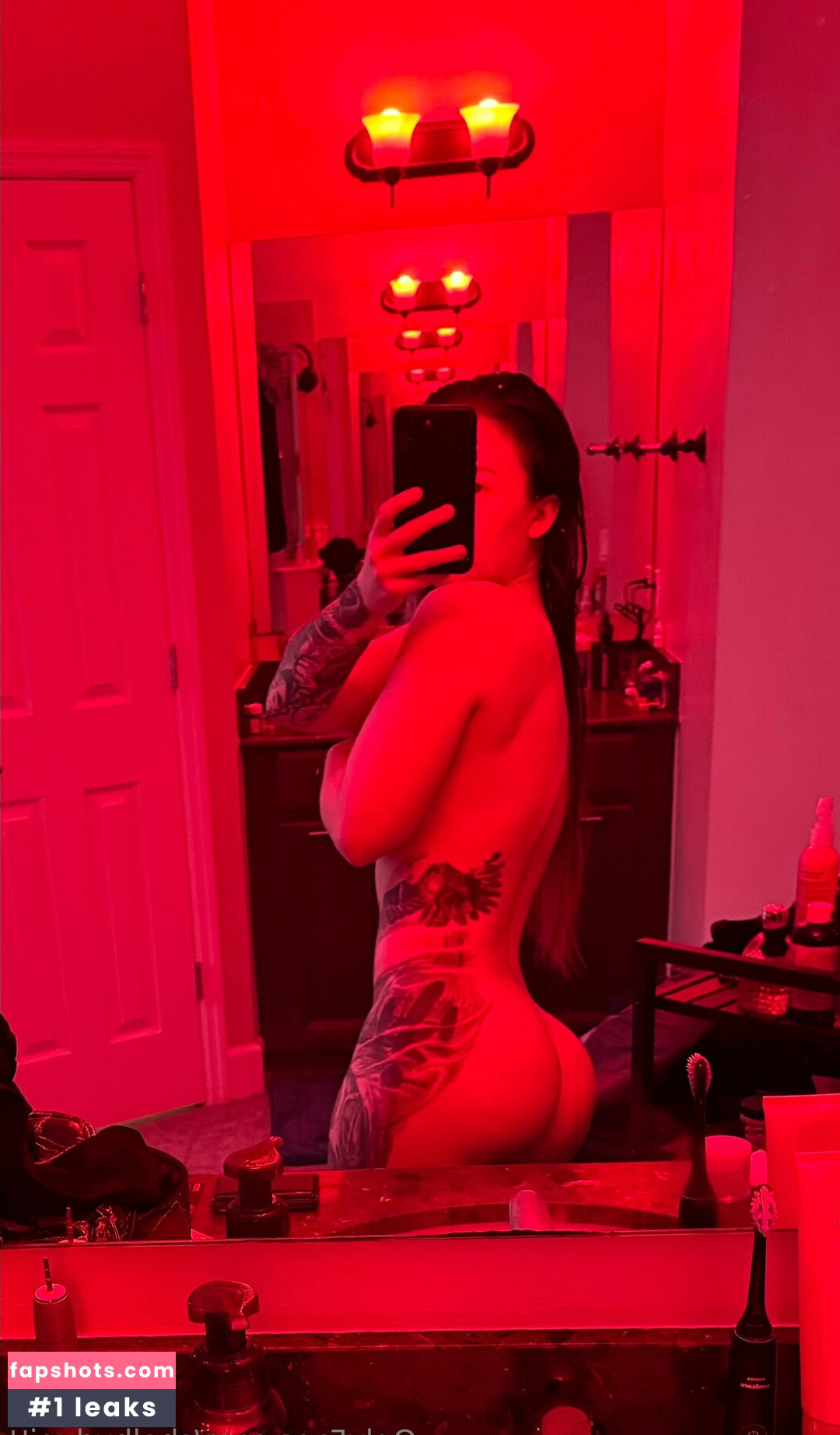 Shelby Dueitt gallery photo #5