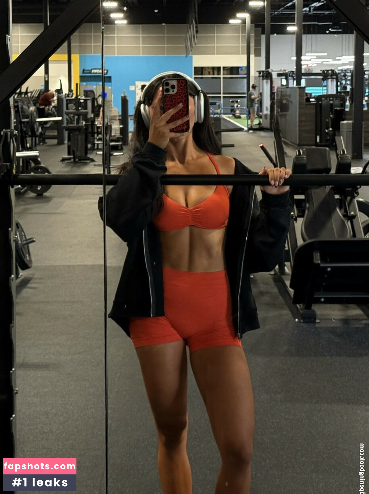 Shelby Wilfong gallery photo #4