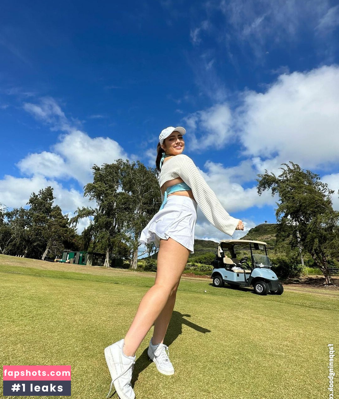 Shelby Young gallery photo #4