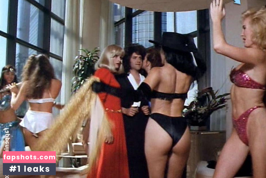 Shelley Michelle gallery photo #2