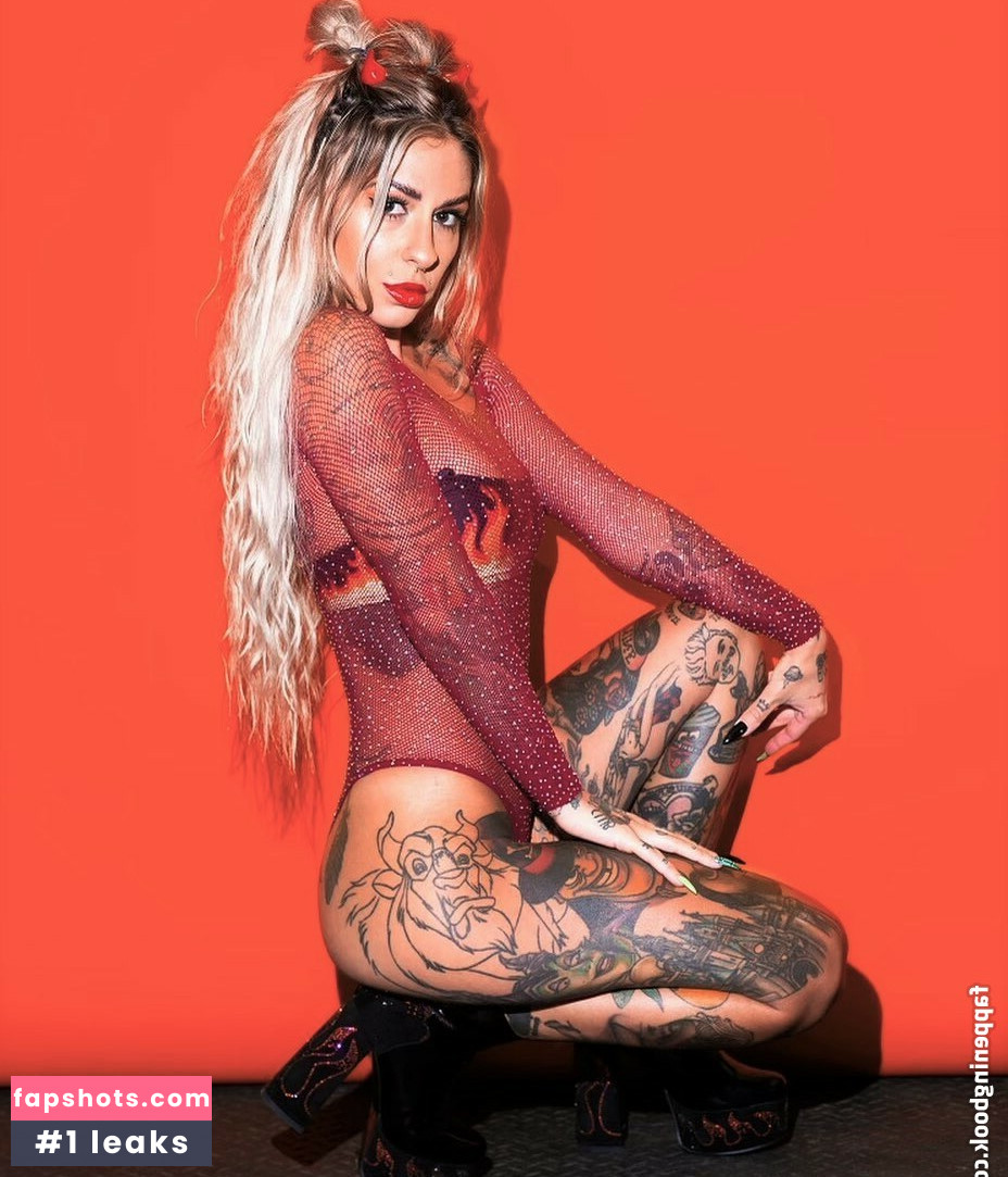 Shelly Bombshell Benson gallery photo #4