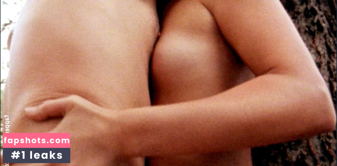 Shelly York gallery photo #4