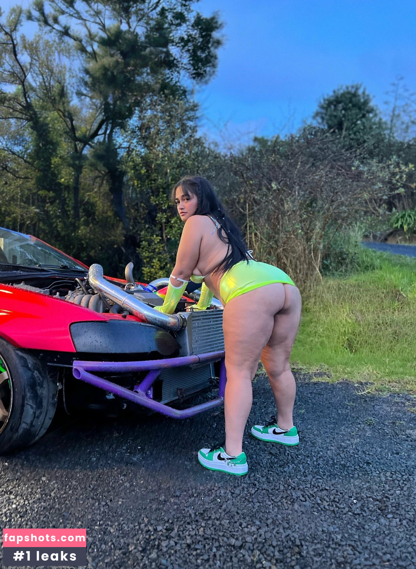 shellz_angel gallery photo #10