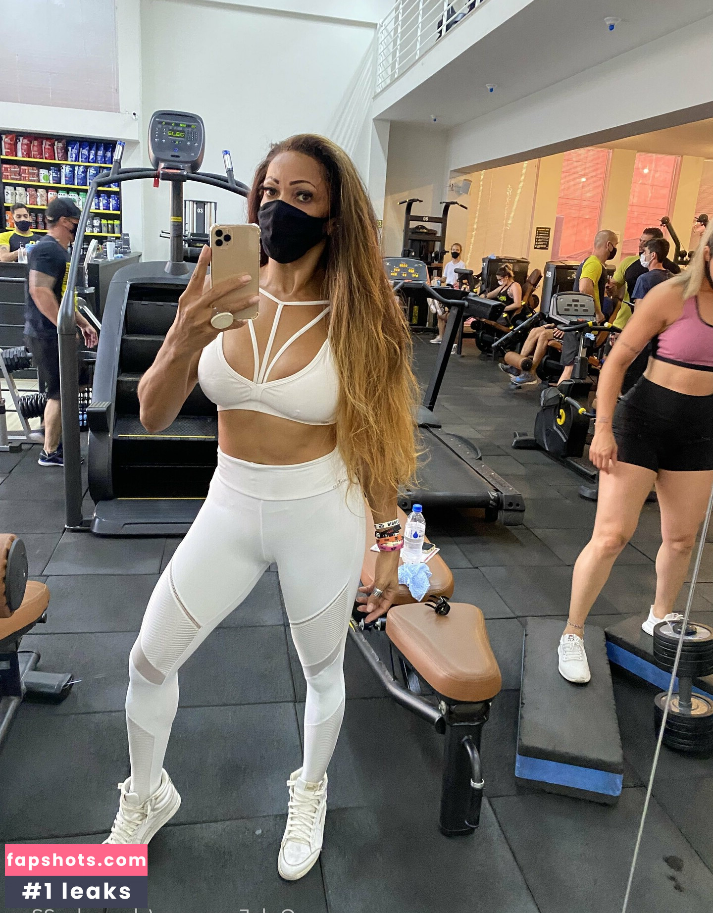 shemale_23cm gallery photo #6