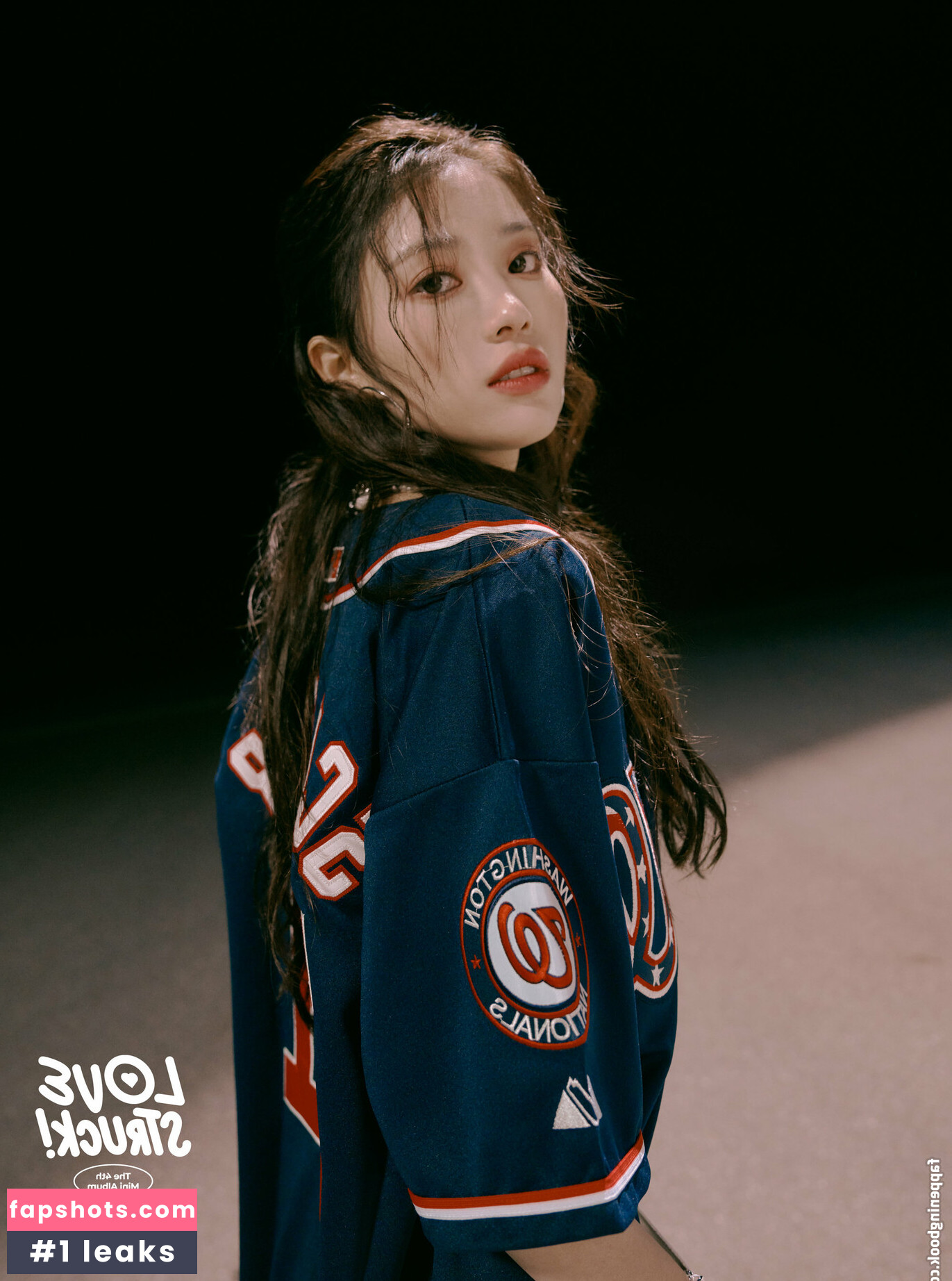 Shen Xiaoting gallery photo #13