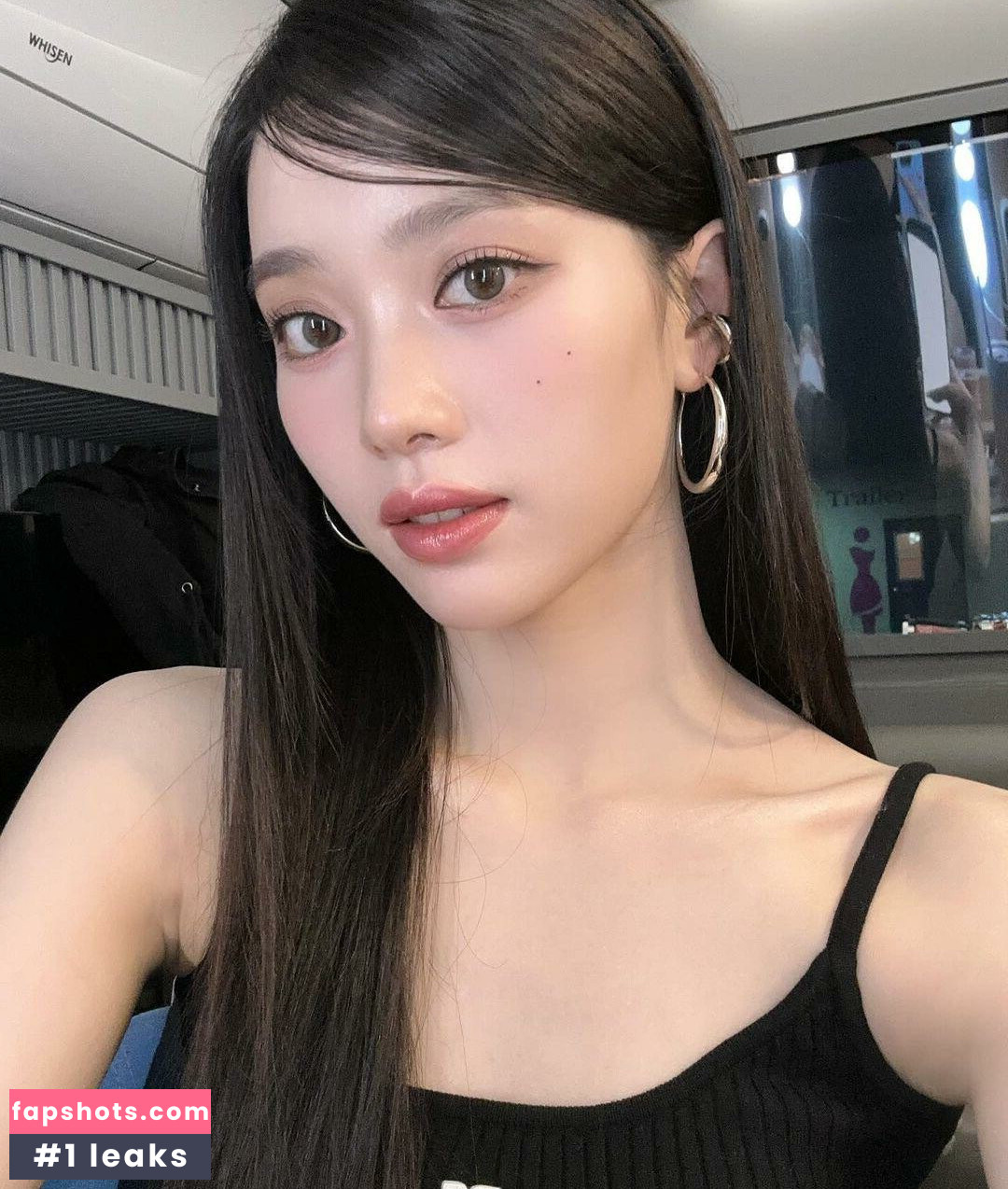 Shen Xiaoting nude babe gallery