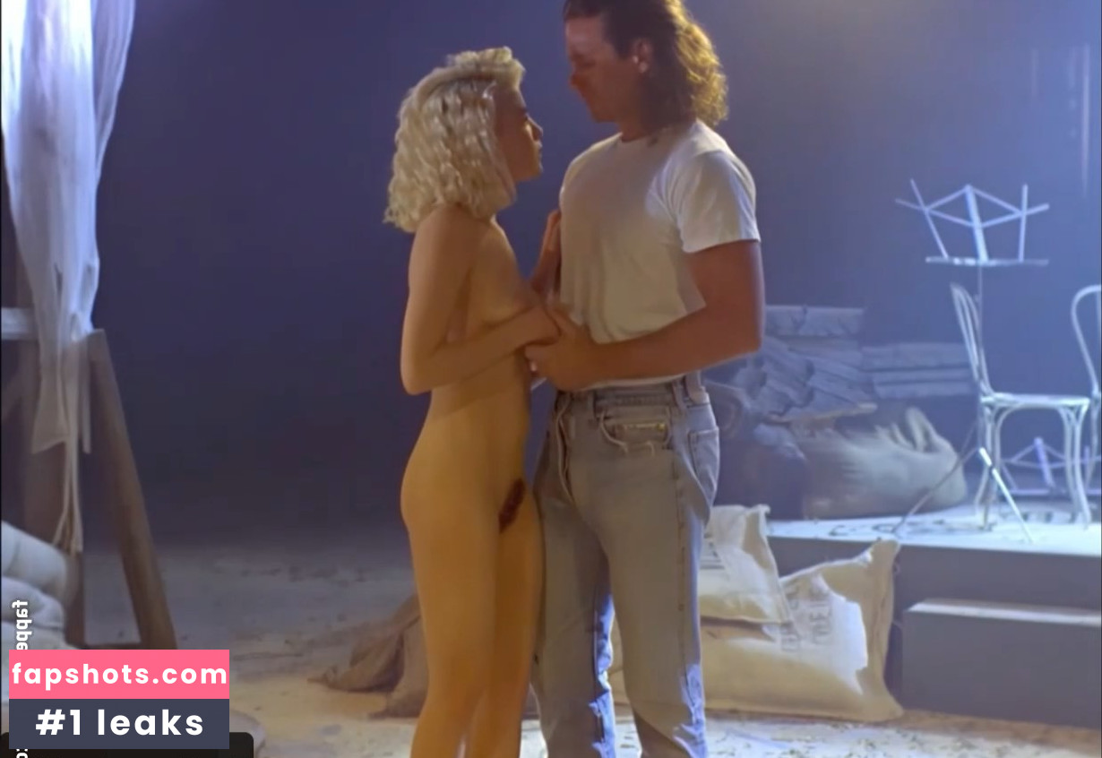 Sherilyn Fenn gallery photo #4