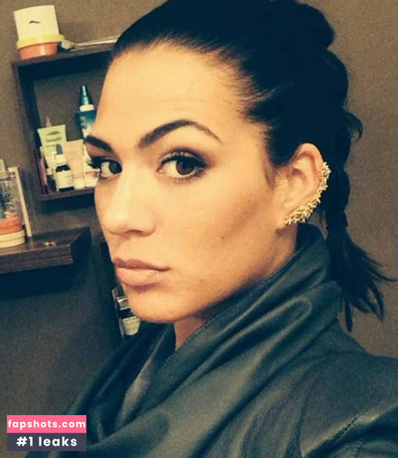 Sherin Senler gallery photo #5